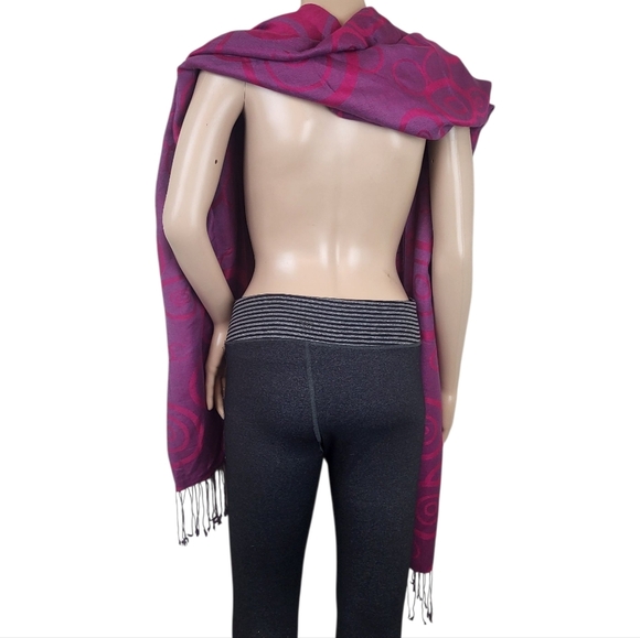 Vibrant Magenta & Purple Swirl Shawl – Boho Chic Statement Piece - Picture 3 of 3
